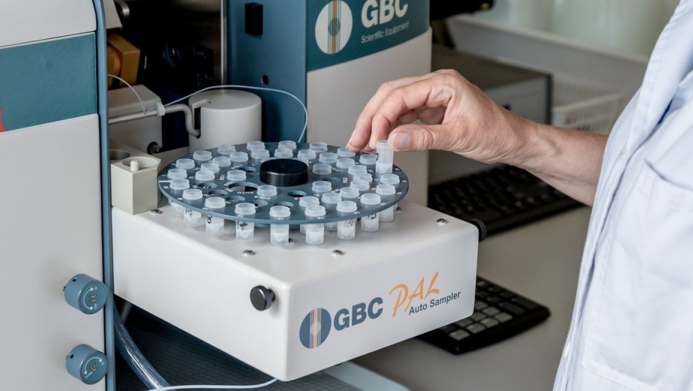 Κορωνοϊός: Η Ελλάδα δεύτερη χώρα με τα λιγότερα επιβεβαιωμένα κρούσματα