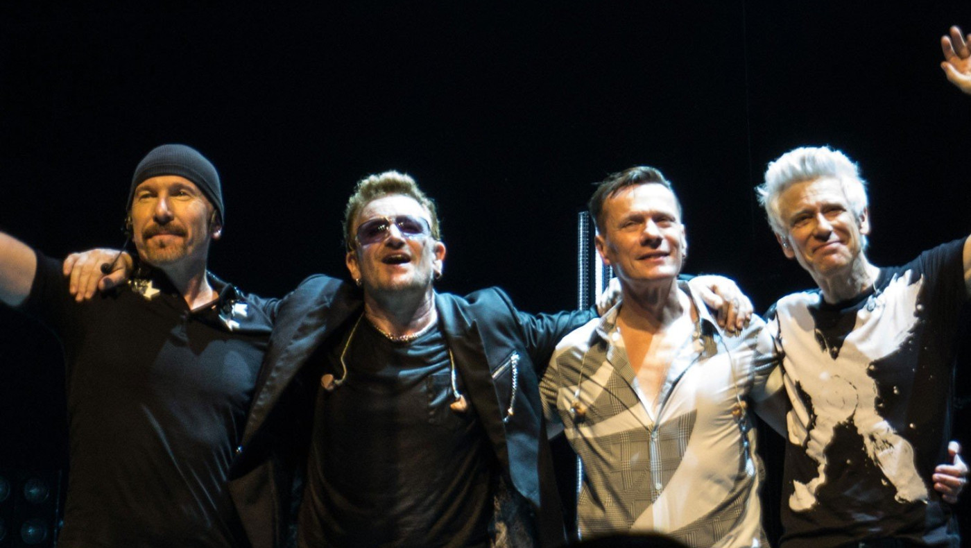 Τεράστια δωρεά των U2 υπέρ της μάχης κατά του κορωνοϊού