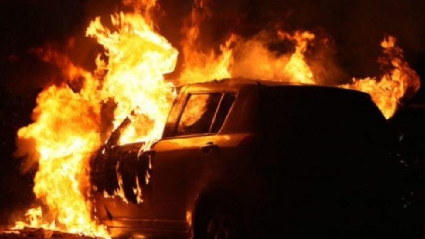 Θεσσαλονίκη: Φωτιά σε όχημα μετά από εμπρησμό στις Συκιές