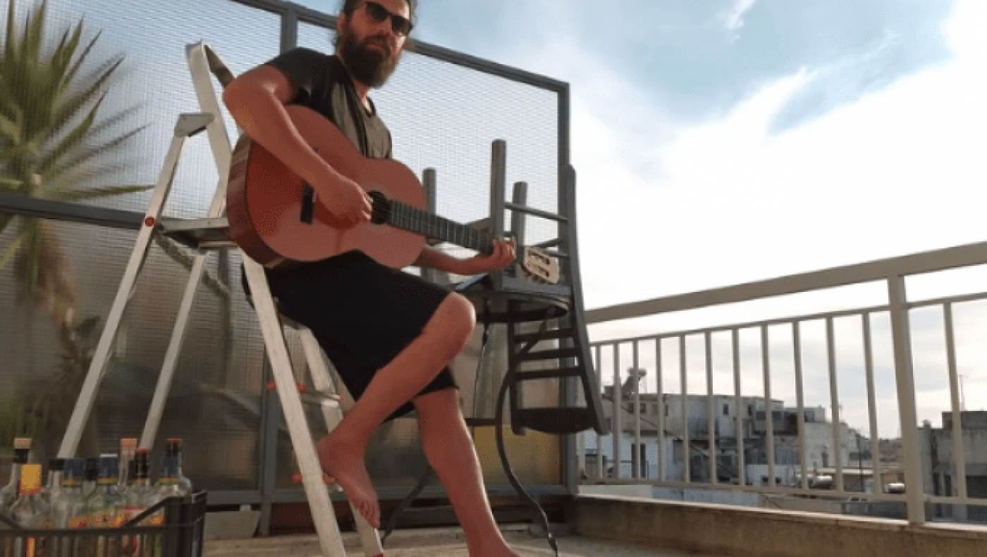 Νέο χιτ: «Σκόιλ ελικικού!»