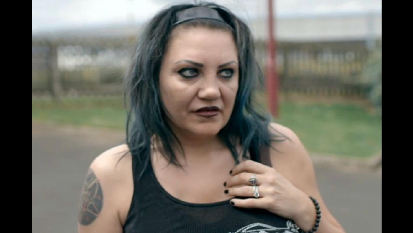 Κορωνοϊός: Πορνοστάρ έσπασε την καραντίνα λέγοντας ότι κάνει σημαντική δουλειά!