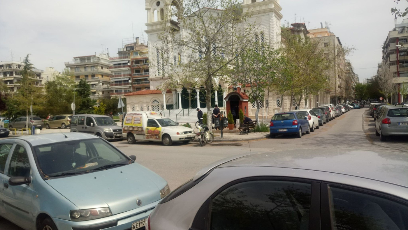 Θεσσαλονίκη: Κίνηση για άσκηση και ψώνια, πένθιμα οι καμπάνες