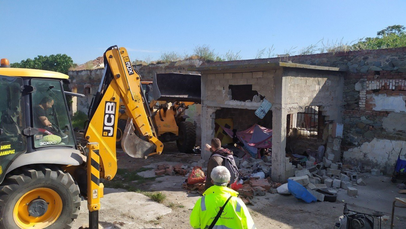 Εκτεταμένες εργασίες καθαρισμού στο στρατόπεδο Κόδρα
