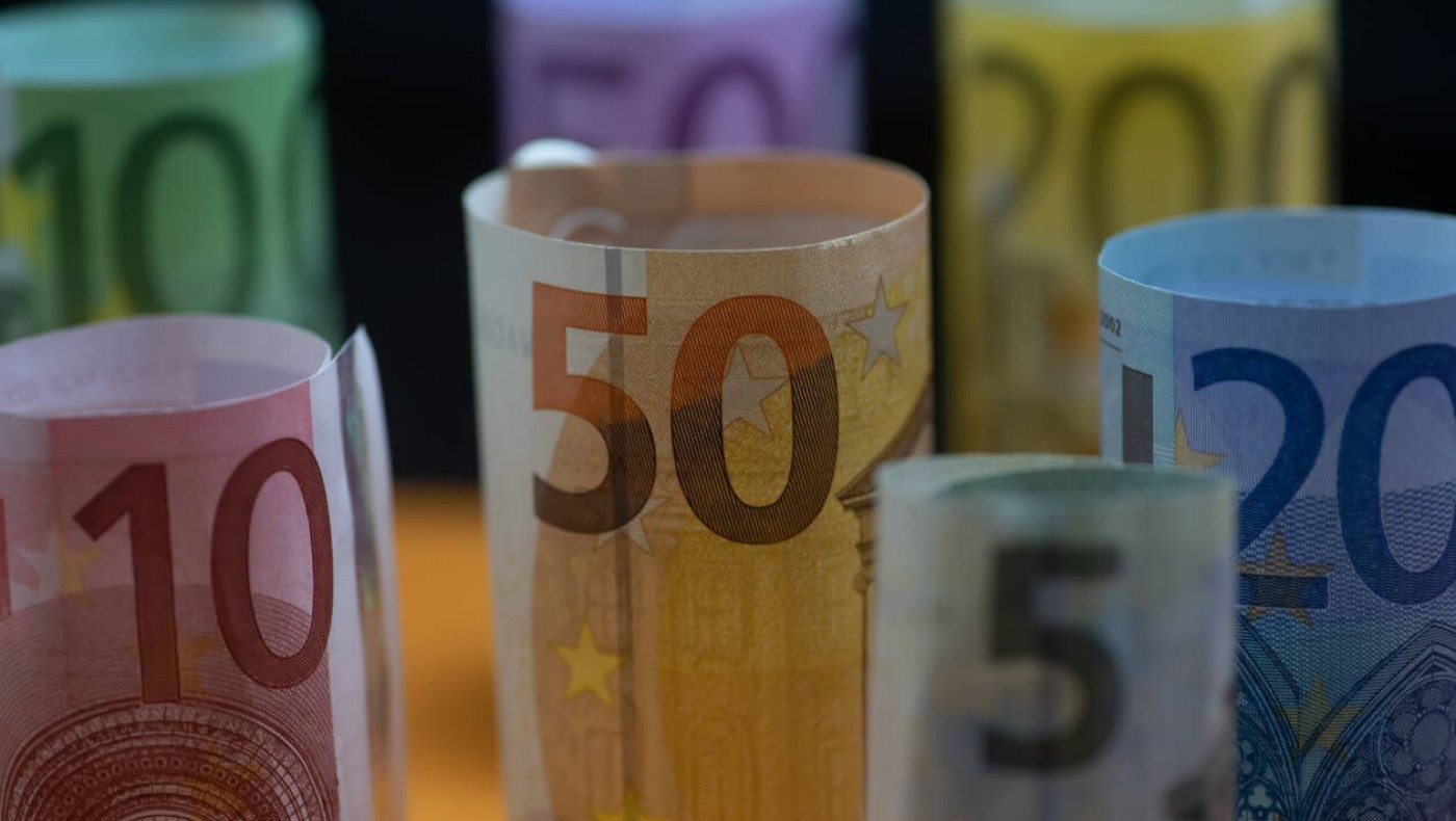 Τι θα γίνει με όσους έκαναν αίτηση και δεν πήραν τα 800 ευρώ