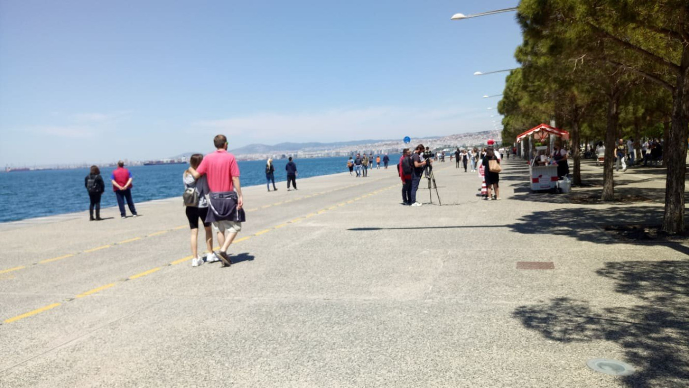 Πρωινή βόλτα σε χαλαρό τέμπο στη Νέα Παραλία