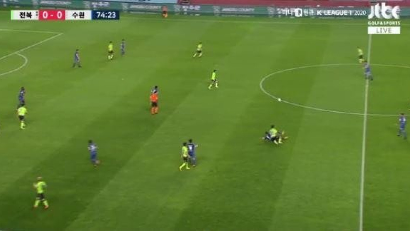 ﻿Εφιαλτική πρεμιέρα για πρώην παίκτη του ΠΑΟΚ στη Ν. Κορέα