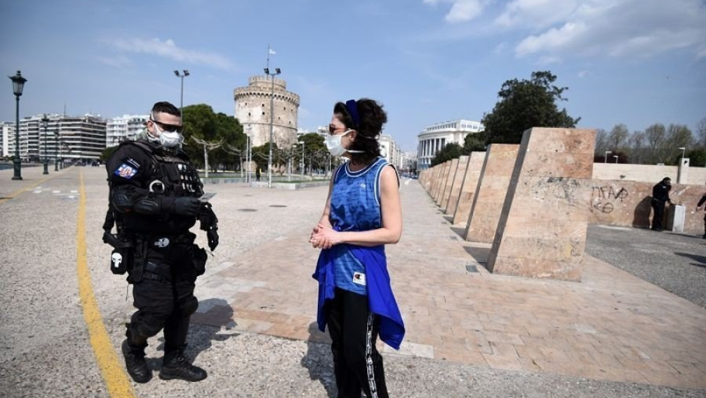 Θεσσαλονίκη: Νέα πρόστιμα για μάσκες, συνελήφθη ιδιοκτήτης καφενείου