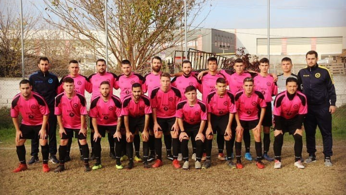 Αήττητη στη Β' η Αναγέννηση Καλοχωρίου