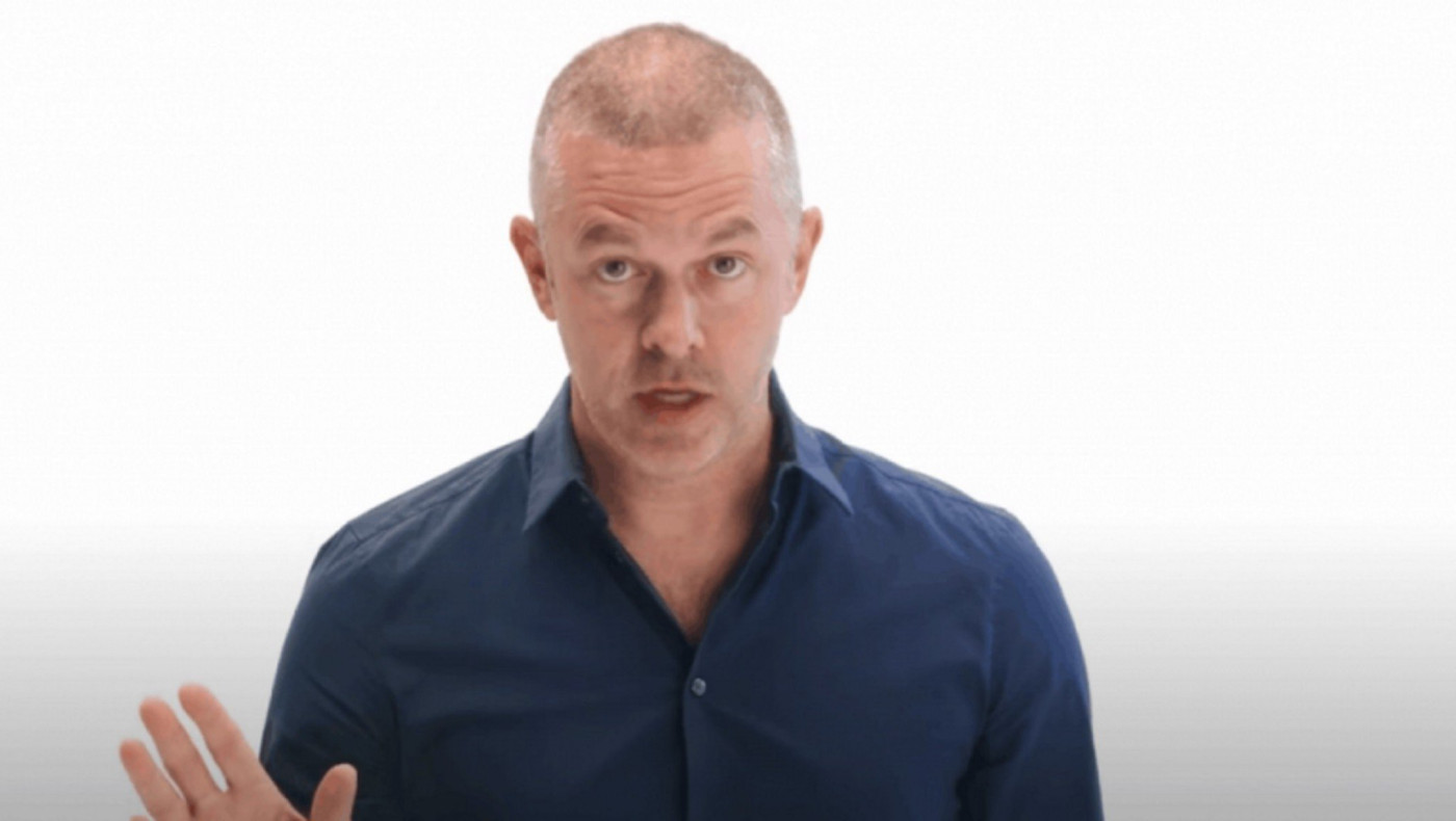 Είναι σεξιστικό το περιεχόμενο της διαφήμισης με τον Χρήστο Λούλη;