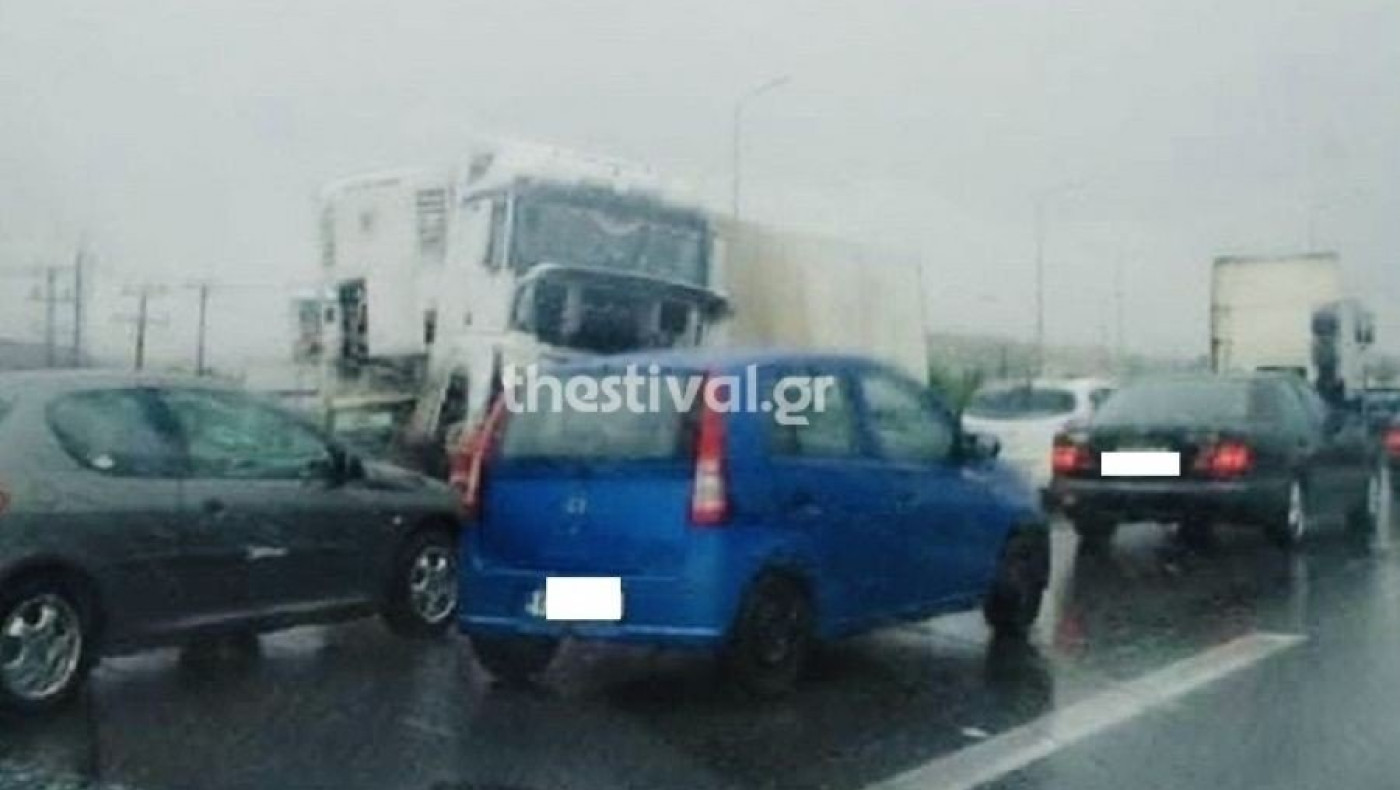 Δίπλωσε και δεύτερη νταλίκα στο Δερβένι