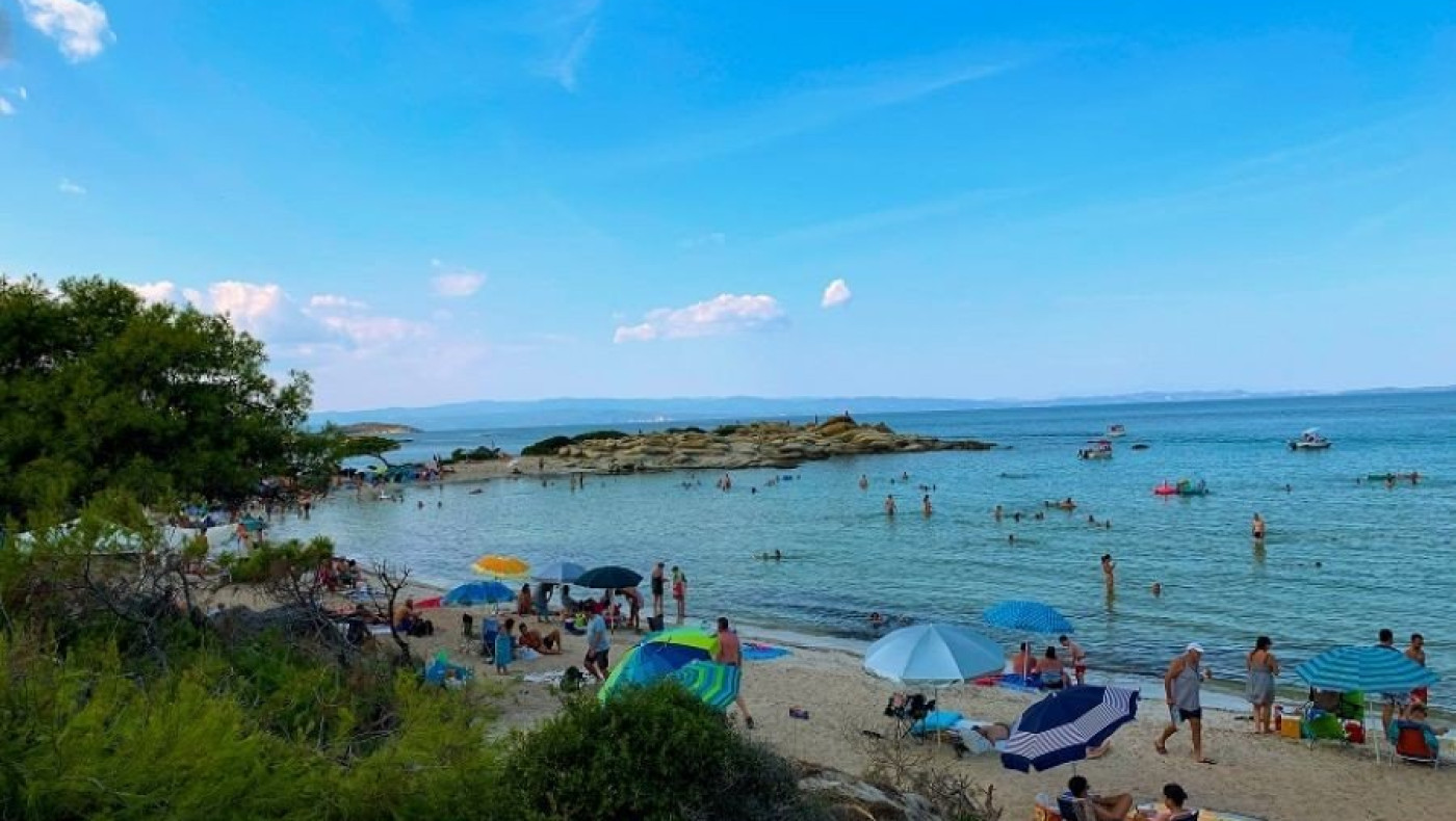 Αυτές είναι οι παραλίες που ανοίγουν σε Θεσσαλονίκη, Χαλκιδική και Πιερία