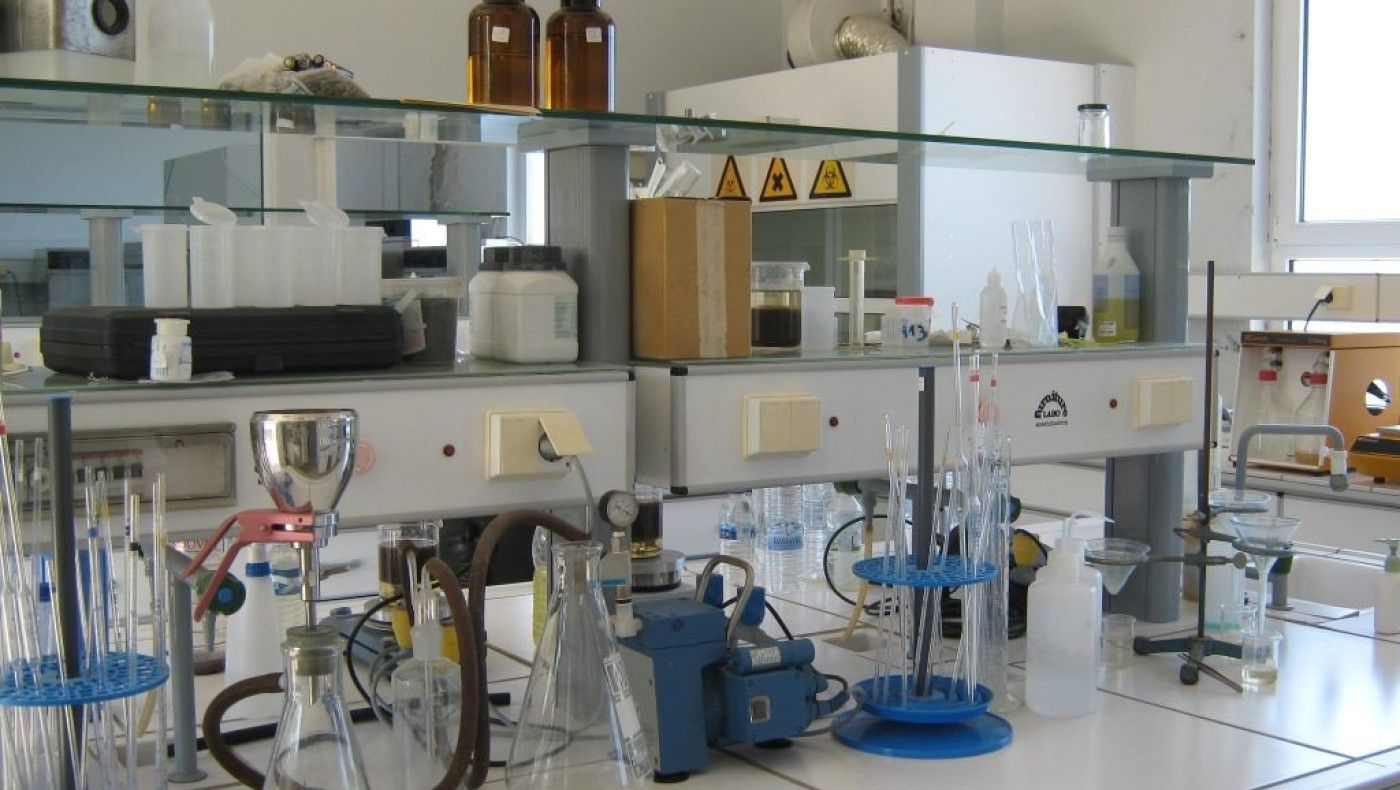 Βιτριόλι: Έλεγχο πώλησης σε όλες τις επικίνδυνες ουσίες ζητούν χημικοί