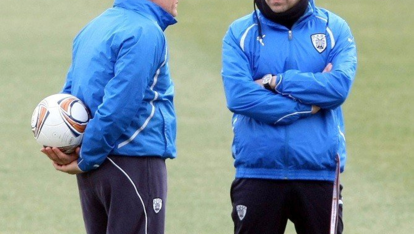 Καρύδας: «Μόνο στην Ελλάδα δεν παίζουν νεαροί ποδοσφαιριστές»