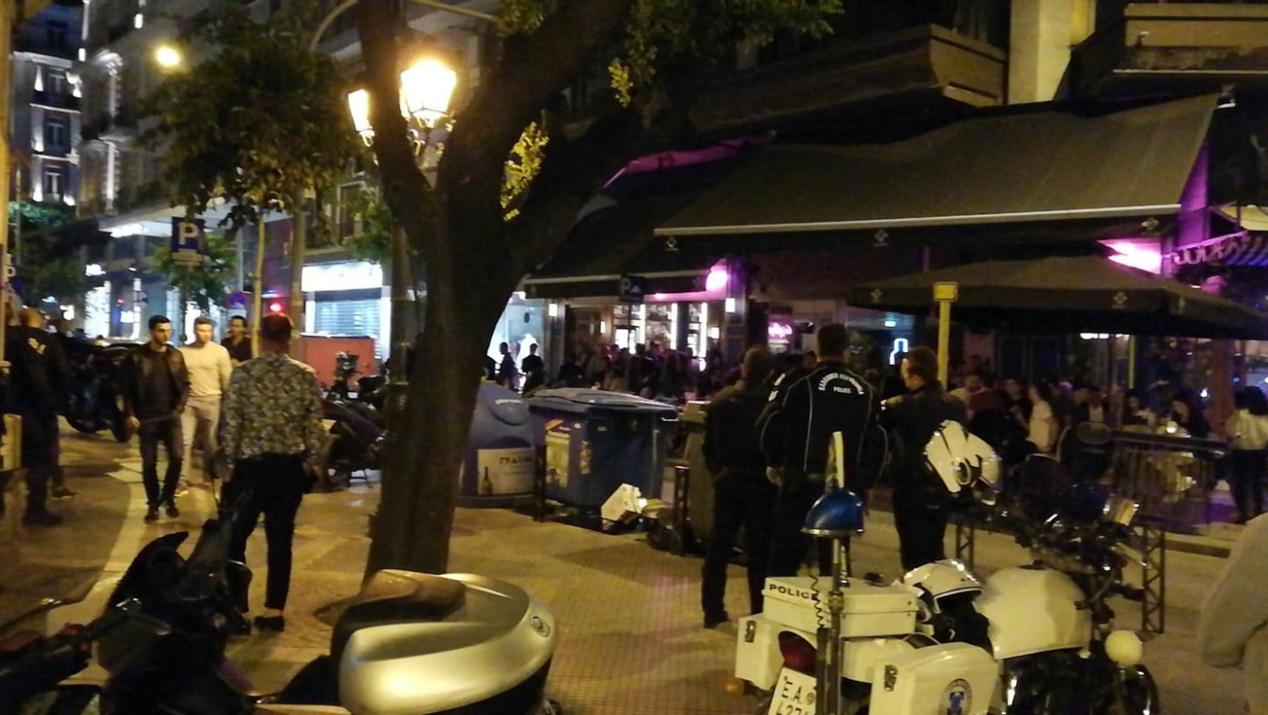 Καρόλου Ντηλ: Ολλανδός πετούσε γλάστρες και αντικείμενα από το μπαλκόνι του!