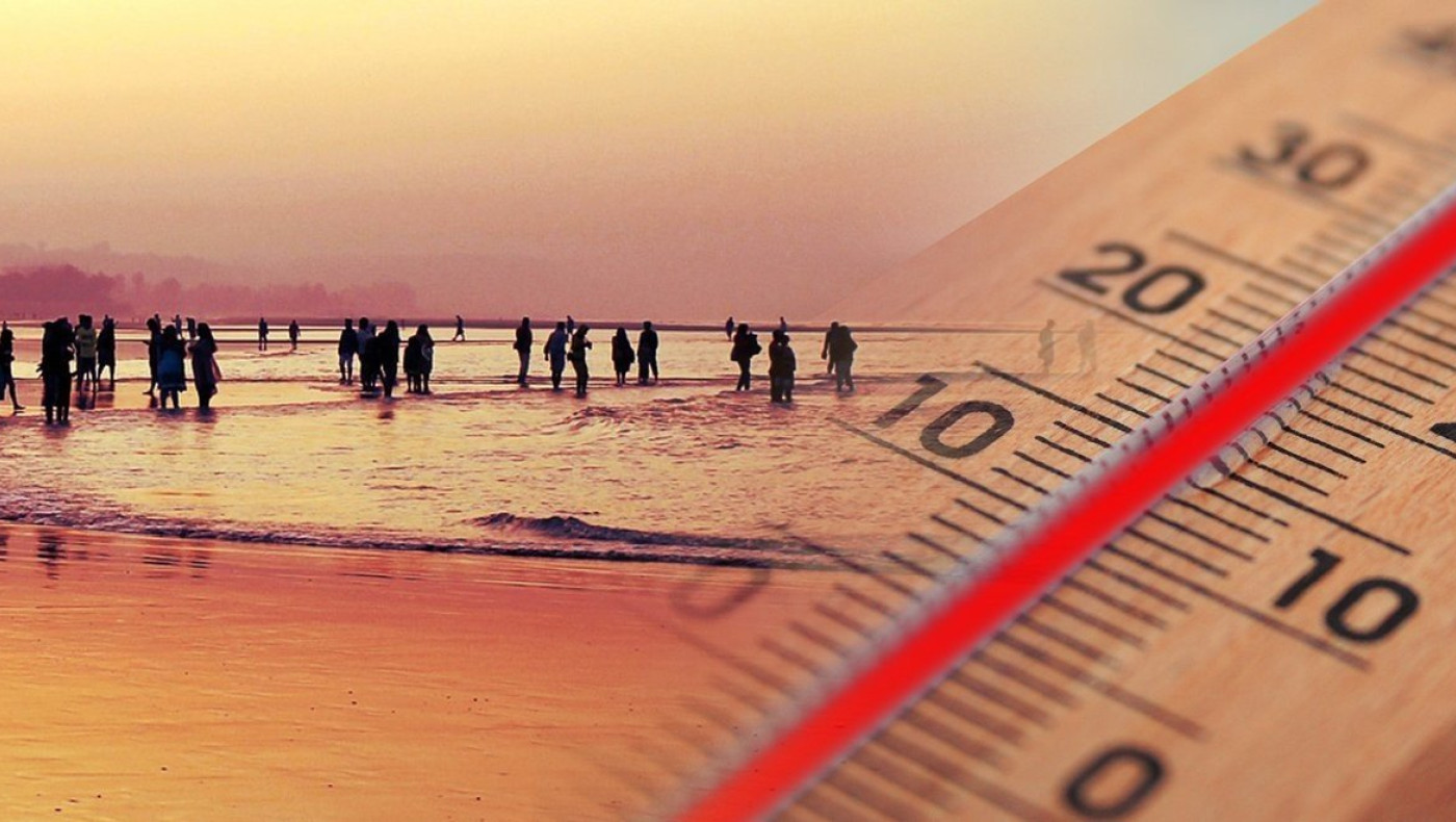 Καύσωνας: «Παγίδα θανάτου» τα σταθμευμένα αυτοκίνητα – Θερμοκρασίες 179°C στην οροφή και 50° C στο εσωτερικό