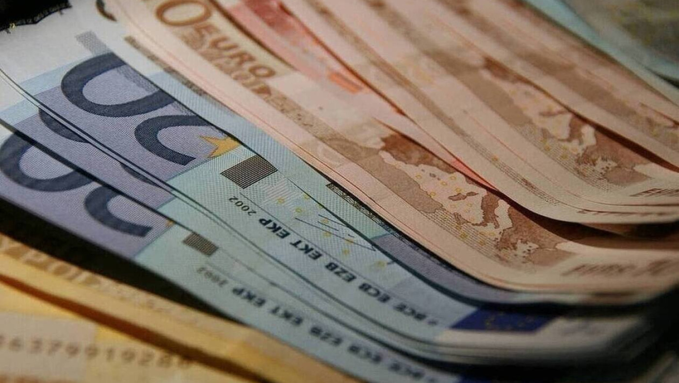 Ποιοι εργαζόμενοι θα πάρουν το επίδομα των 534 ευρώ και τον Ιούνιο