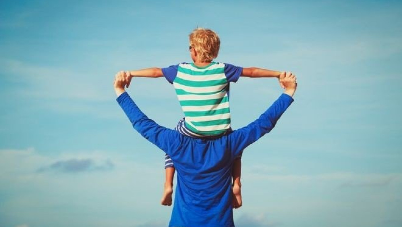 Η Google εύχεται στους πατεράδες όλου του κόσμου