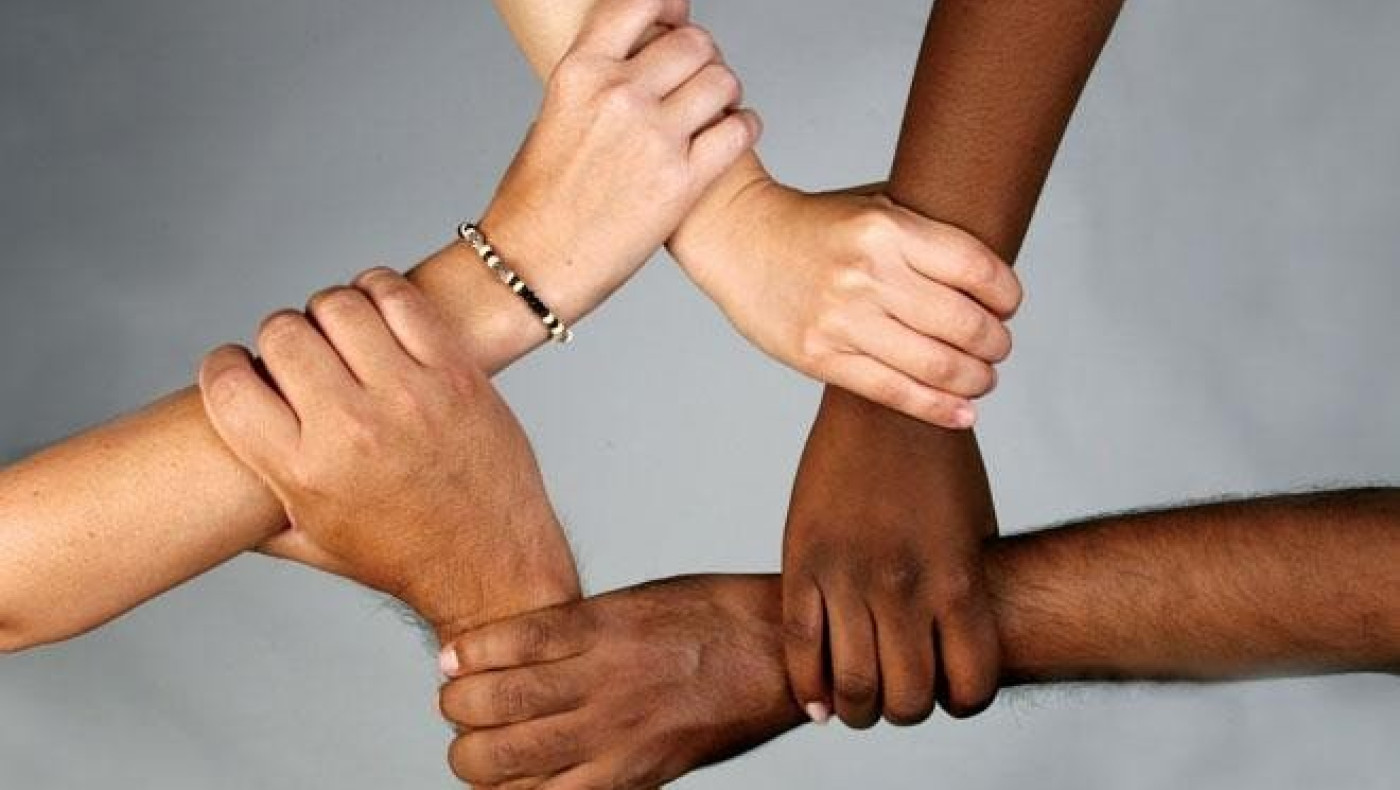 Το μήνυμα της ΕΠΣΜ κατά του ρατσισμού