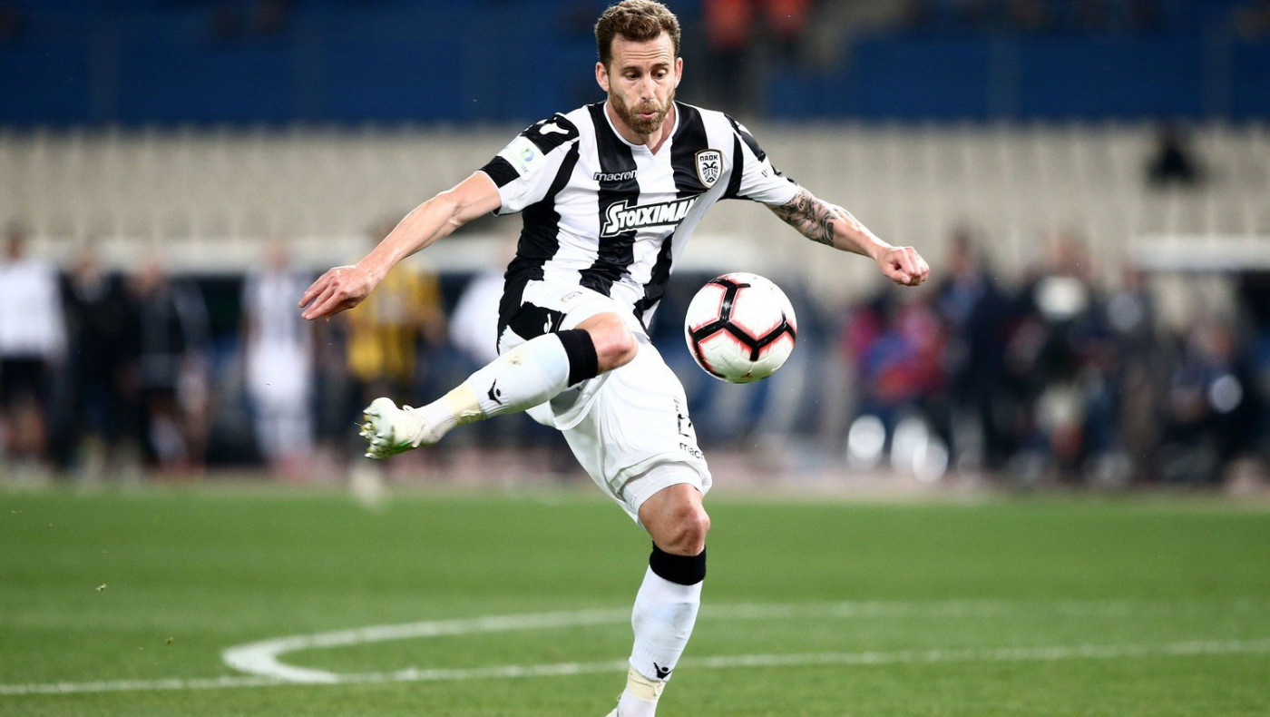 Ο Κάνιας δεν ξέχασε τις ελληνικές συνήθειες του