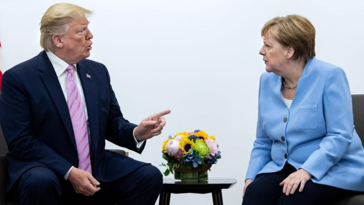 Τραμπ σε Μέρκελ: «Είσαι ηλίθια!», σύμφωνα με απόρρητες συνομιλίες