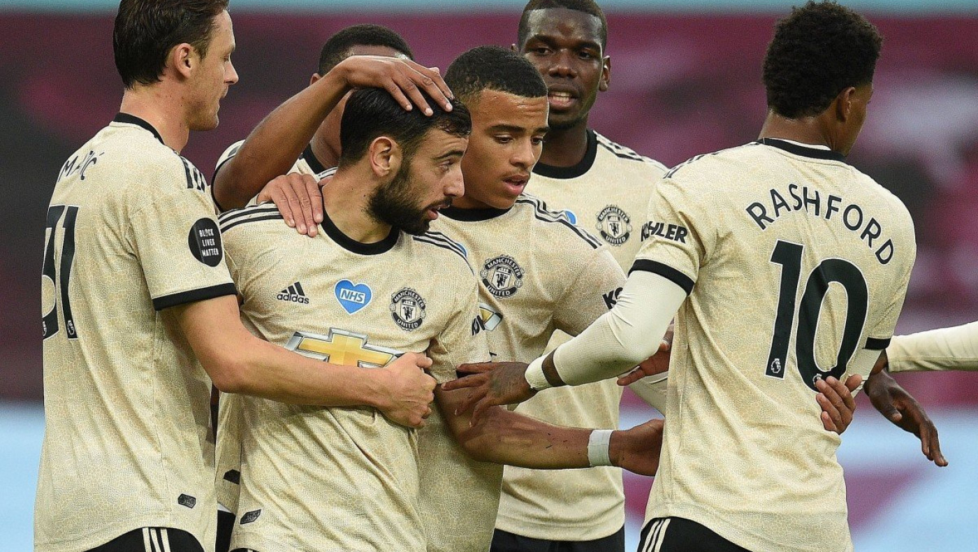 Η Γιουνάιτεντ «απειλεί» τη Λέστερ