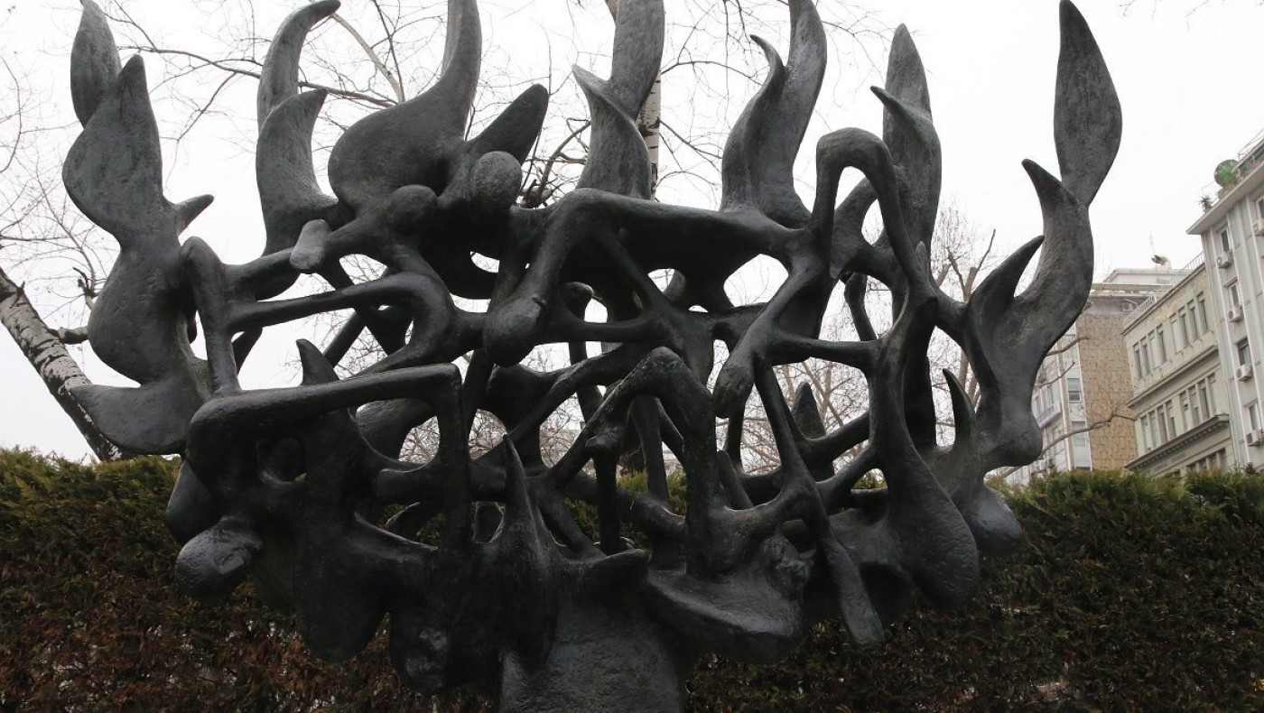 Θεσσαλονίκη: Τι συνέβη με την ύποπτη βαλίτσα μπροστά στο μνημείο Ολοκαυτώματος