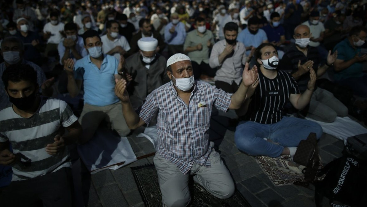 Αγία Σοφία: Κόκκινο χαλί 14.000 τ.μ., κοράνι όλο το 24ωρο