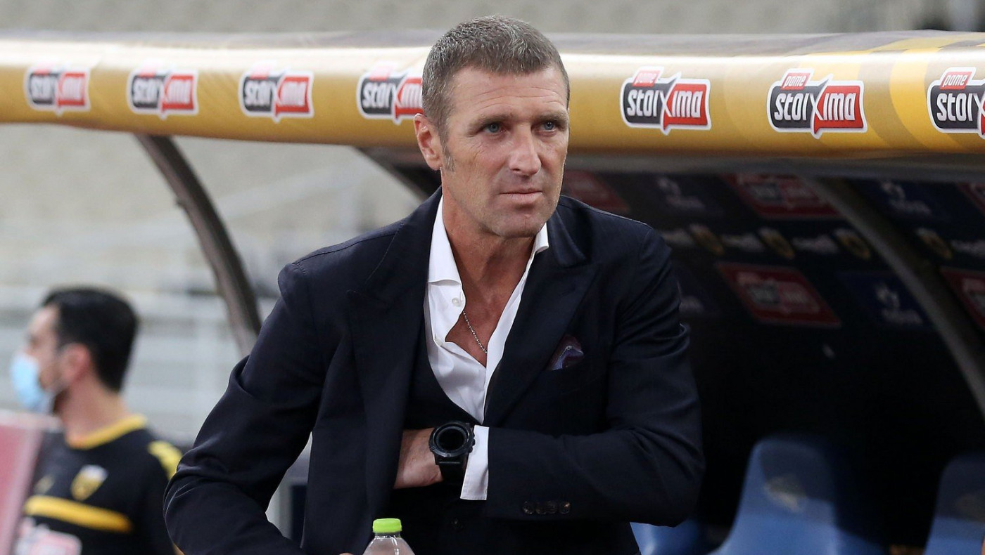 Η αντίδραση του Μάσιμο Καρέρα για το «Χ» στο ΟΑΚΑ