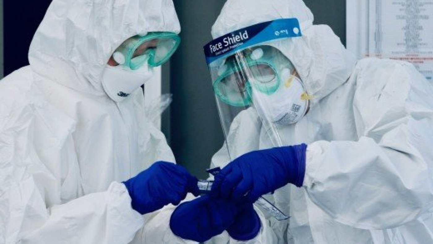 Ενθαρρυντικά τα πρώτα αποτελέσματα από τη χορήγηση πλάσματος στην Ελλάδα