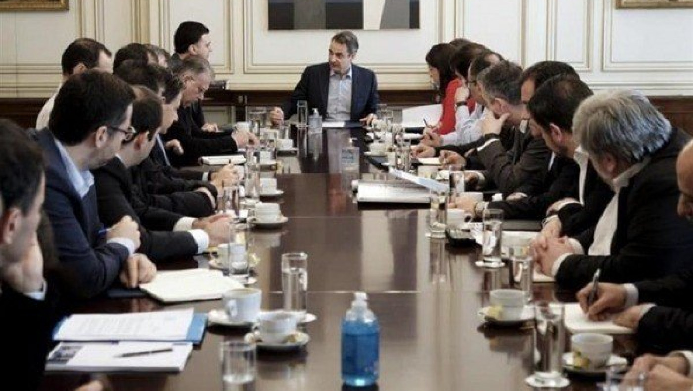 Έκτακτη σύσκεψη για τον κορωνοϊό το απόγευμα στο Μαξίμου!