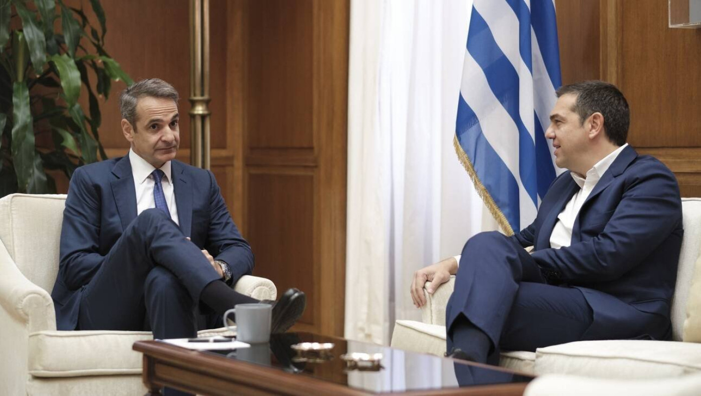 Ο πρωθυπουργός ενημερώνει τους πολιτικούς αρχηγούς