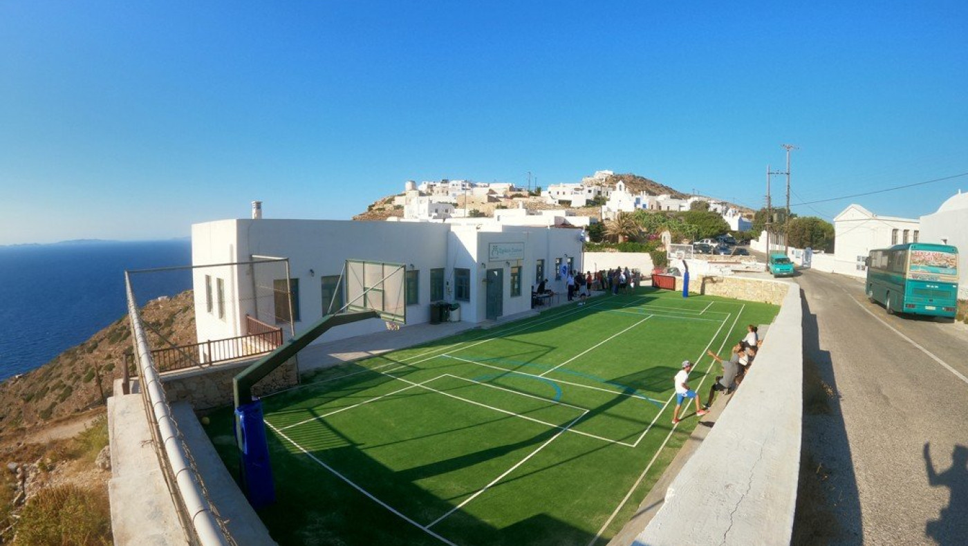 Η Stoiximan στο πλευρό των Μικρών Ηρώων στη Σίκινο