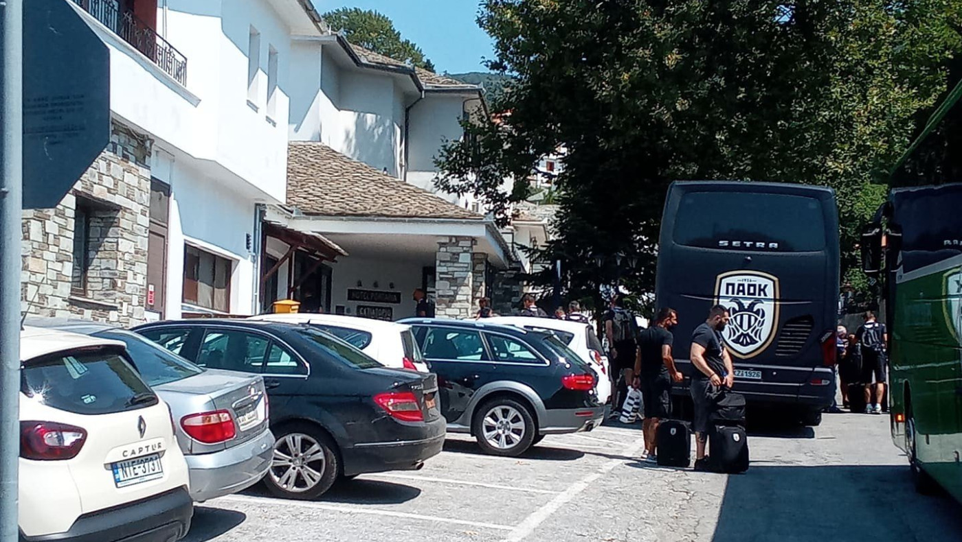 Στην Πορταριά η αποστολή του ΠΑΟΚ, σε δύο πούλμαν οι παίκτες
