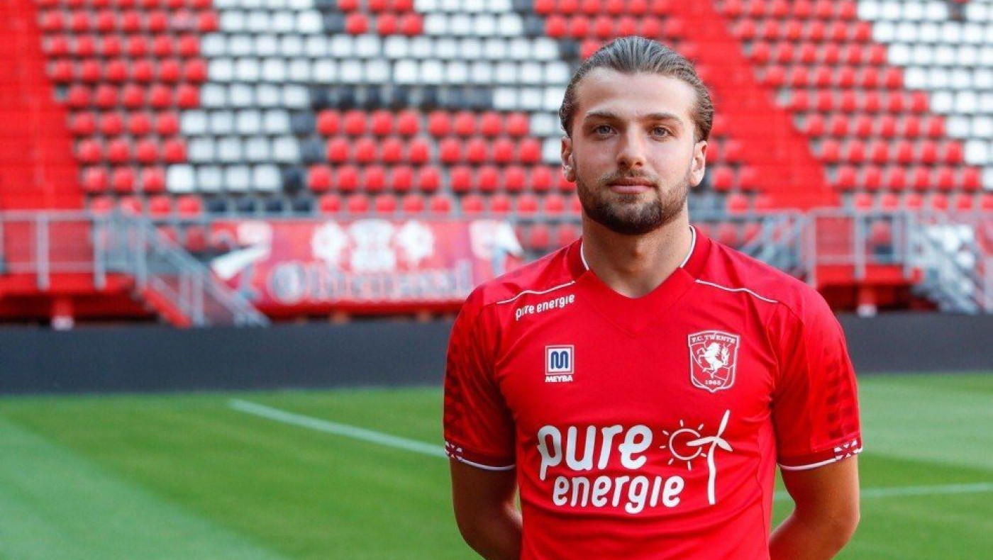 Γκολάρα με το «καλημέρα» στην Ολλανδία ο Λάμπρου!