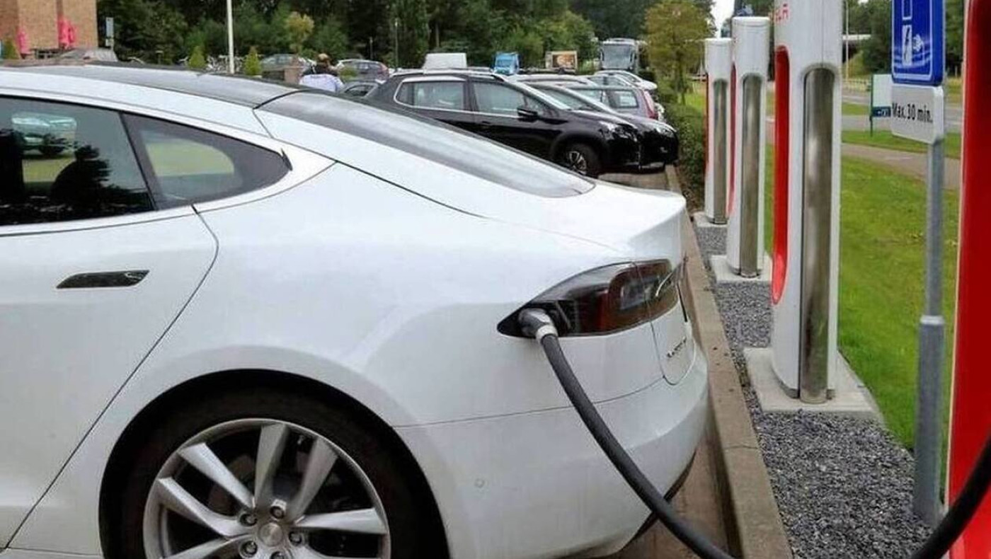 Ηλεκτροκίνηση: Πώς θα υποβάλετε αίτηση για την επιδότηση - Πόσα χρήματα δικαιούστε