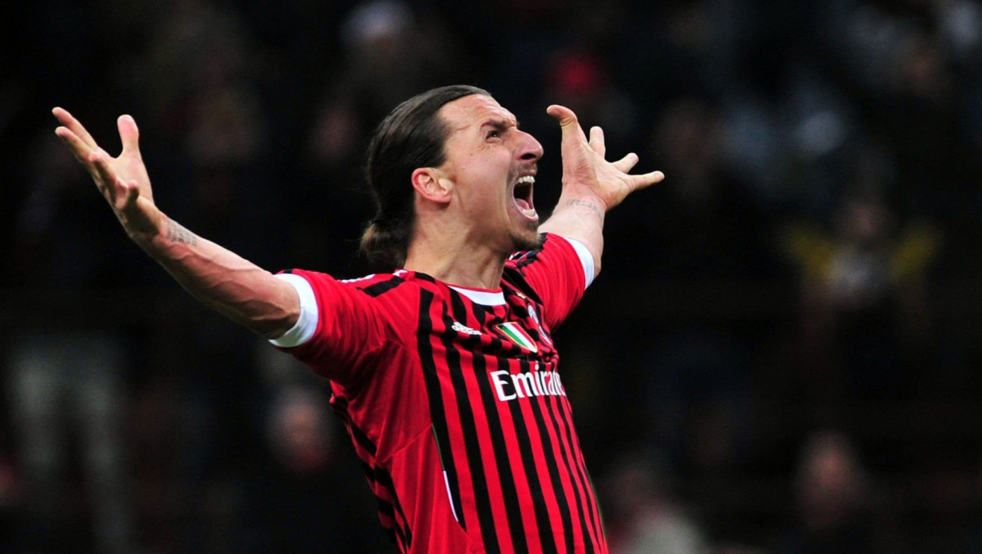 Με ποια σέξι ρεπόρτερ της Ιταλίας... παίζει μπάλα ο Ιμπραϊμοβιτς