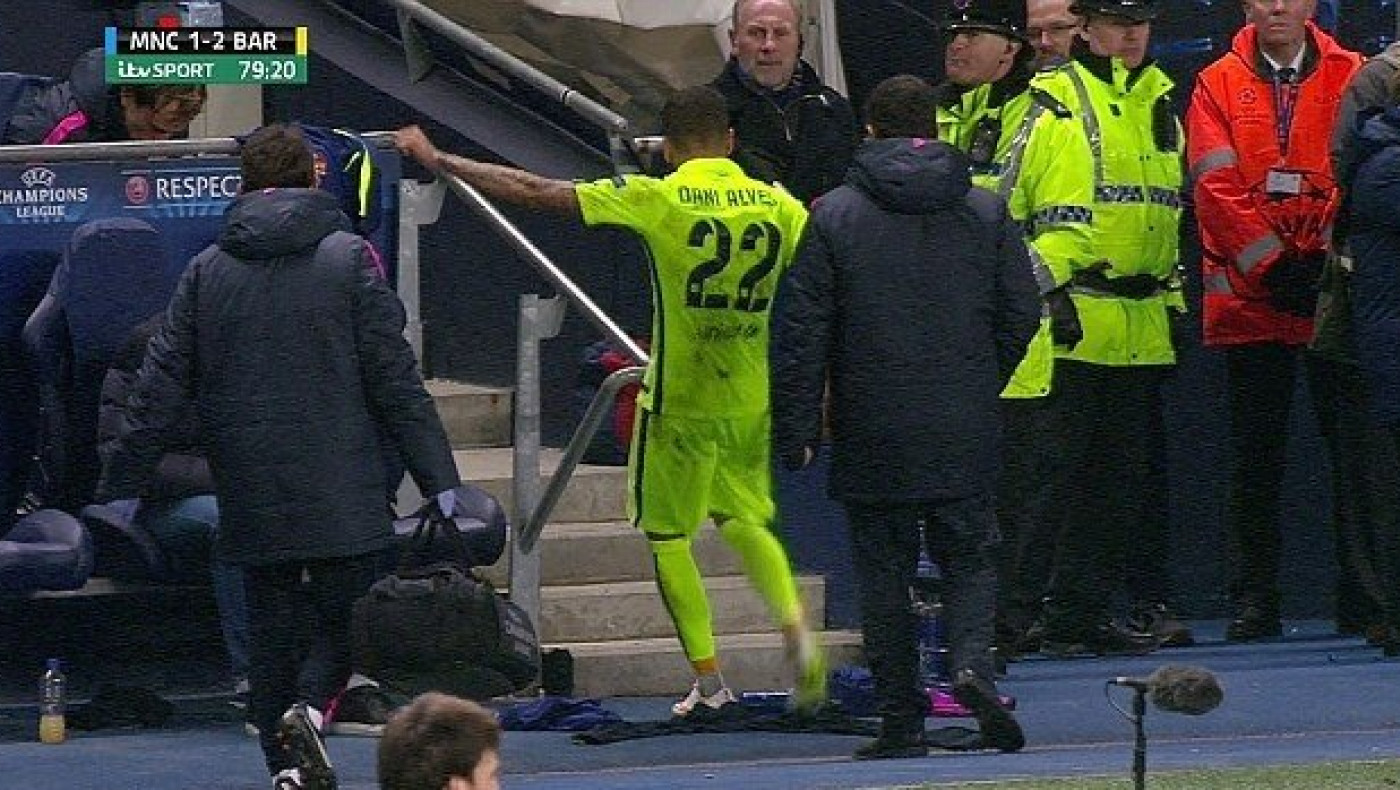 Άλβες: «Έκανα λάθος και απολογούμαι»