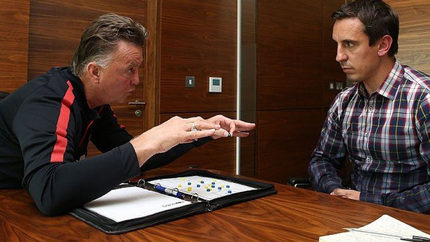 Στηρίζει Φαν Χαάλ ο Νέβιλ