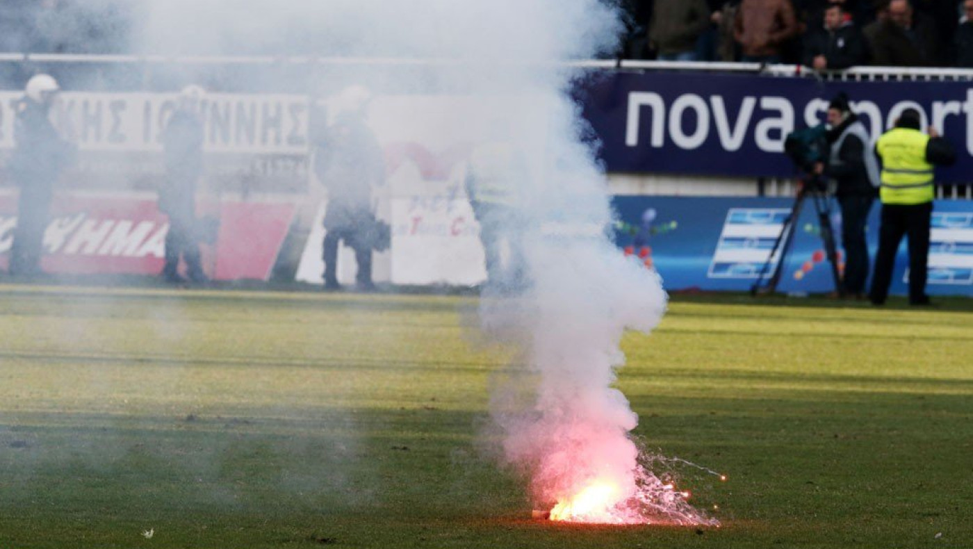 Κίνδυνος τιμωρίας για το τσιμέντο και την φωτοβολίδα