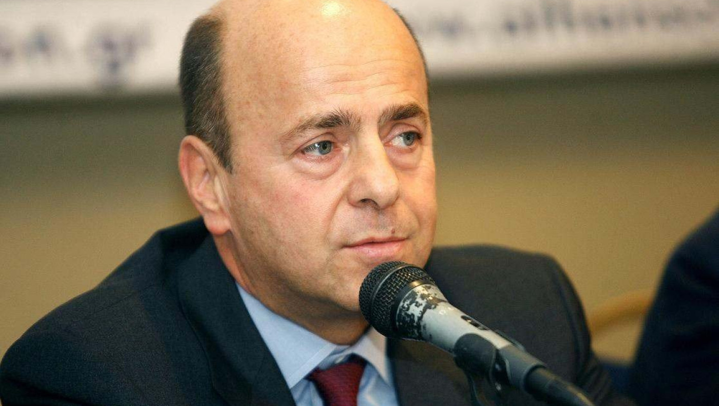 Αλαφούζος: «Στην Ελλάδα στήνονται παιχνίδια» (audio)