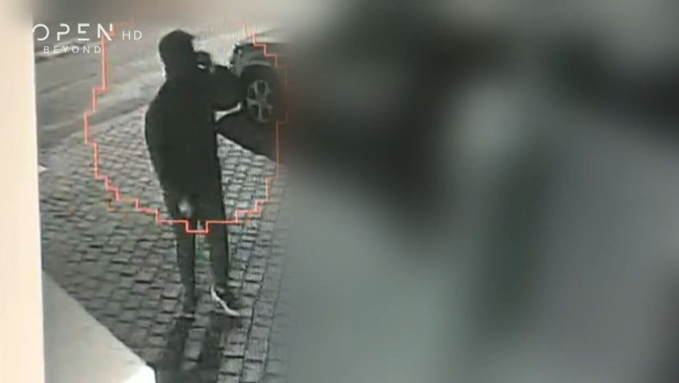 Θεσσαλονίκη: Καρέ-καρέ η διάρρηξη με τη λεία «μαμούθ» στο Πανόραμα