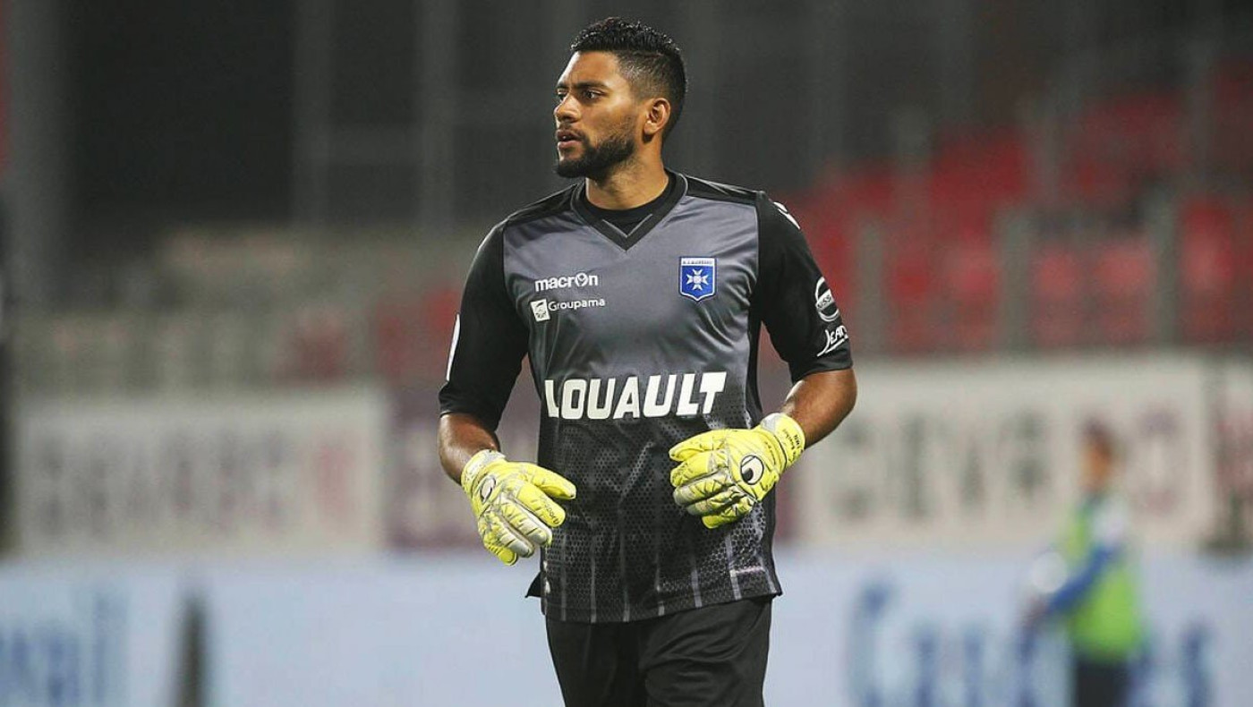 Στη Θεσσαλονίκη ο Μπουσέ, υπογράφει αύριο (8/9)