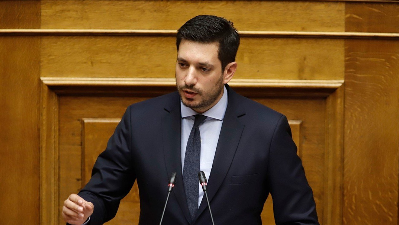 Μέλη του Ρουβίκωνα έγραψαν συνθήματα στο γραφείο του Κυρανάκη