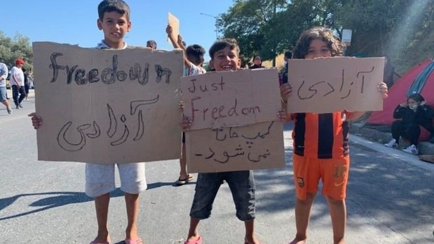 Τέταρτο βράδυ στο δρόμο για τους πρόσφυγες