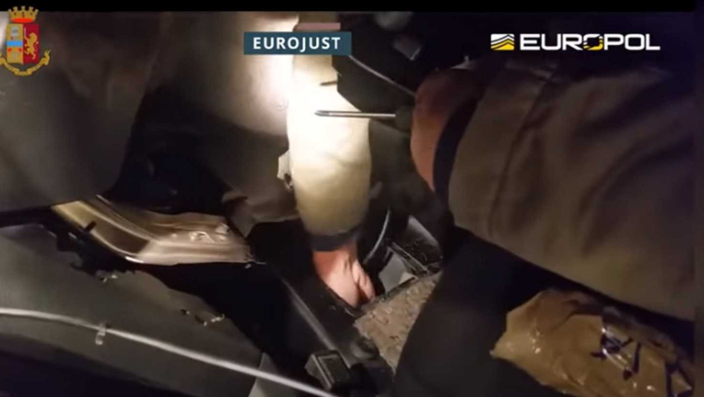 Τεράστια επιχείρηση: Εξαρθρώθηκε η «Kompania Bello»