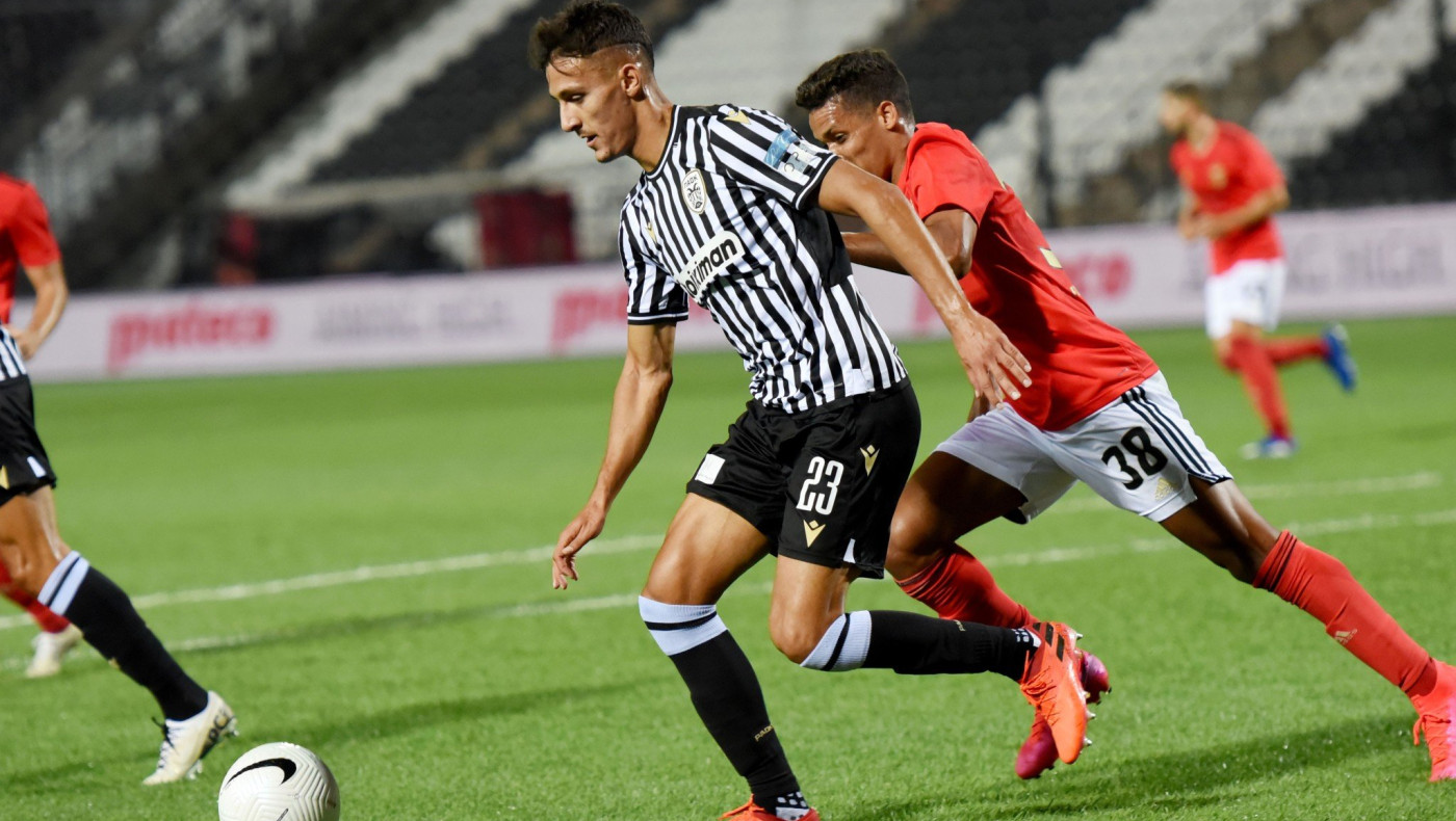 «Ταιριάζει στον Γιαννούλη το 3-4-3, ξέρει να κινείται χωρίς την μπάλα»