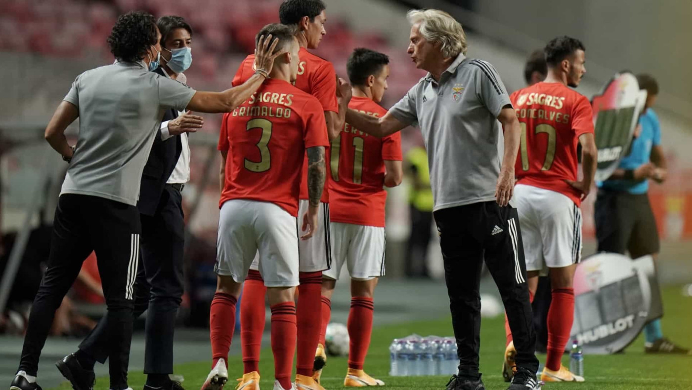 Αγρίεψε και... δέρνει η Μπενφίκα