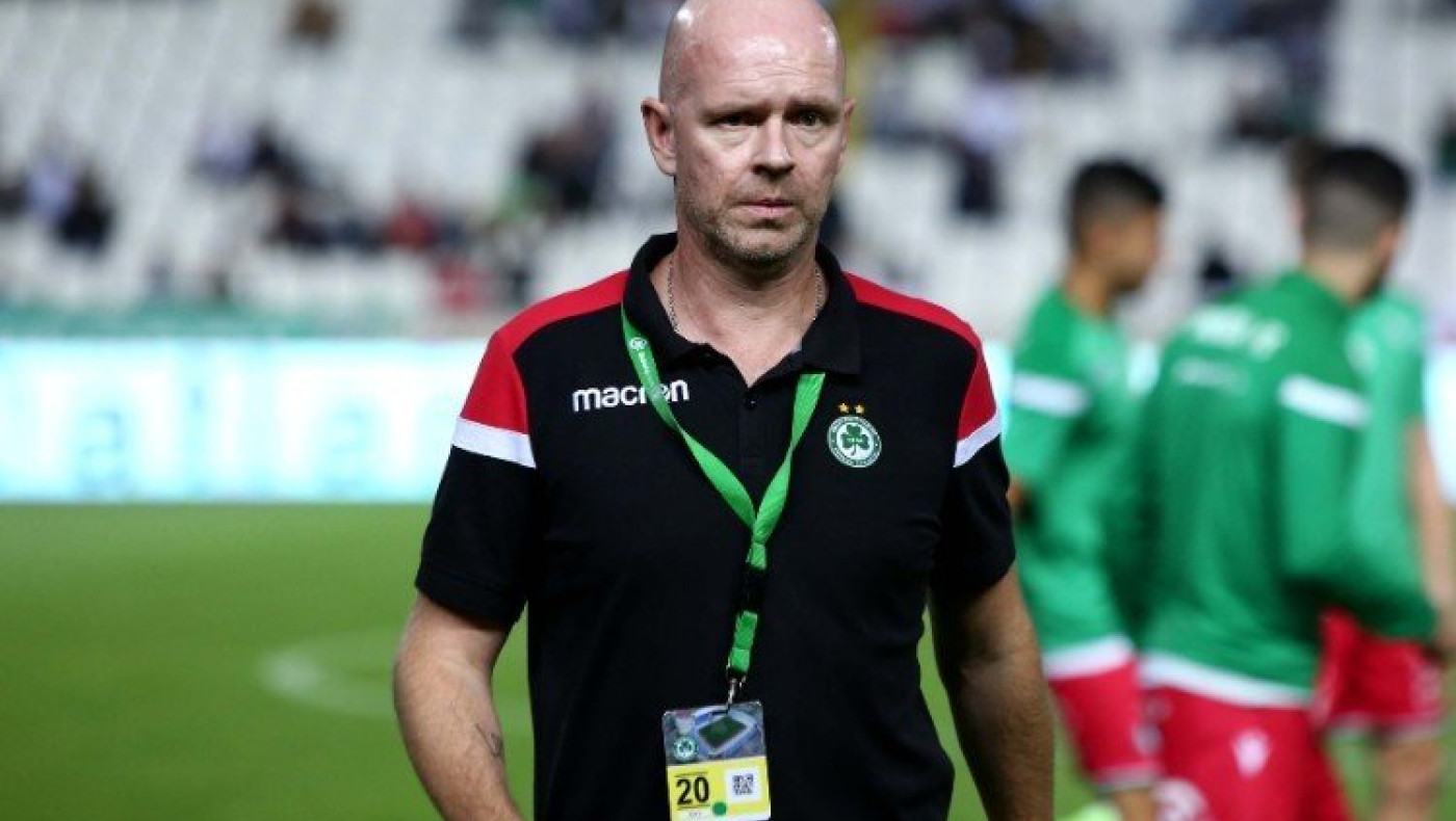 Τρελαμένος ο Μπεργκ: «Γιατί δεν έγινε χρήση VAR στο πέναλτι του Ολυμπιακού;»