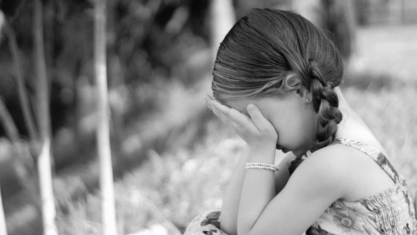 Στον ανακριτή ο δάσκαλος που έστελνε ερωτικά μηνύματα σε 9χρονες μαθήτριες του