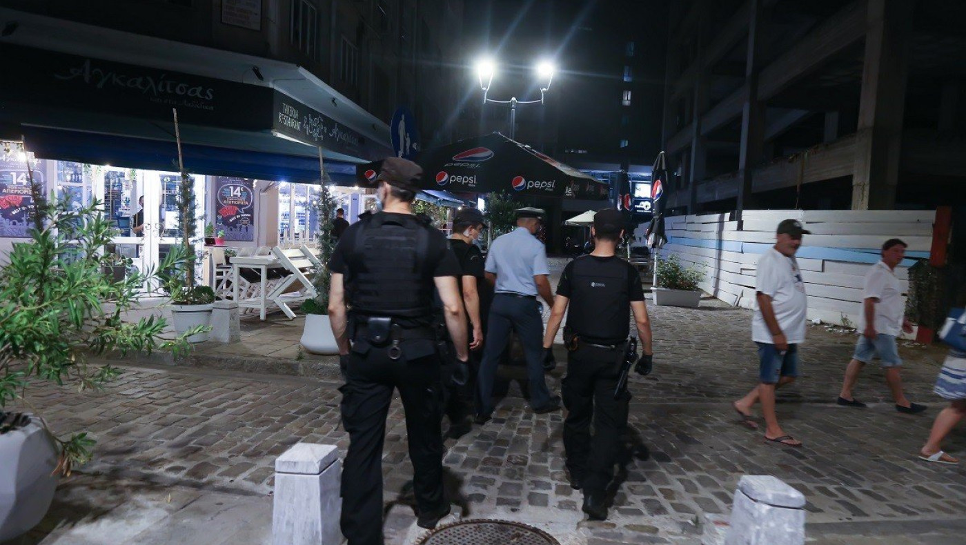 Λουκέτο σε τέσσερα μπαρ και καμπάνες για υπεράριθμους πελάτες στη Θεσσαλονίκη